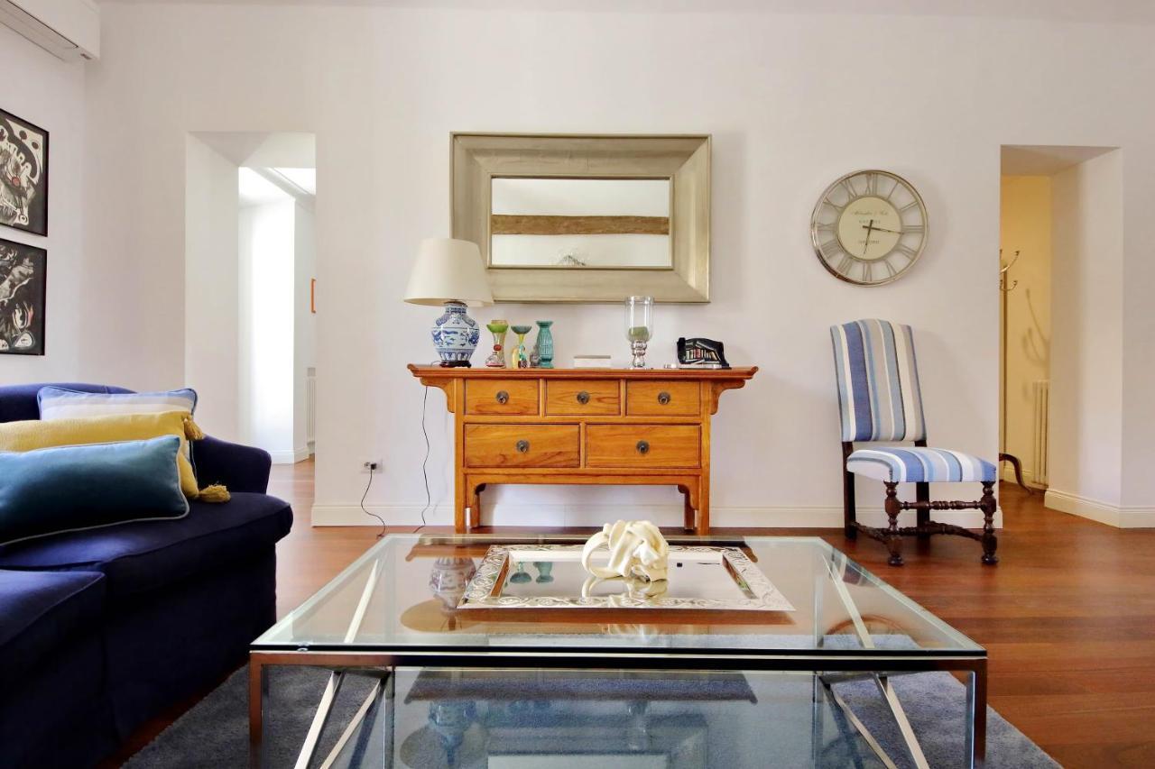Apartment Ych-penthouse Fiammetta A Piazza Navona Rom